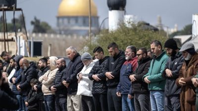 Indonesia dan Negara Timur Tengah Kutuk Keras Israel yang Halangi Umat Muslim dan Kristen